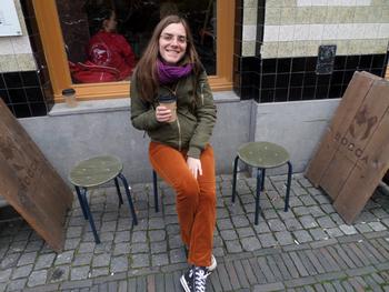 Cours particuliers d'enseignement primaire, français ou néerlandais langue étrangère avec Liselotte