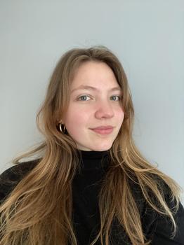Cours particuliers de néerlandais langue étrangère, enseignement primaire ou mathématiques avec Luna