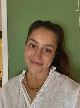 Cours particuliers de latin, enseignement primaire ou aide aux devoirs avec Leila