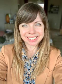 Cours particuliers d'aide à la rédaction de thèse / mémoire, marketing ou néerlandais avec Evy