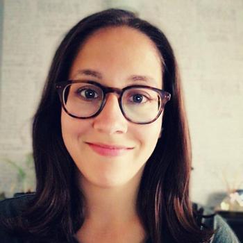 Cours particuliers d'enseignement primaire, aide aux devoirs ou cours de méthodologie avec Evi