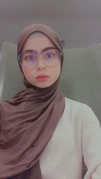 Cours particuliers de mathématiques, cours de méthodologie ou néerlandais avec Fahima