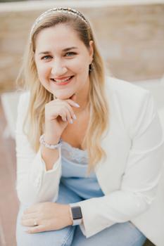 Cours particuliers de mathématiques ou marketing avec Romina