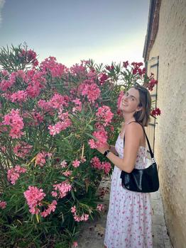 Cours particuliers d'enseignement primaire avec Jana