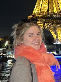 Cours particuliers de français, enseignement primaire ou aide aux devoirs avec Emma